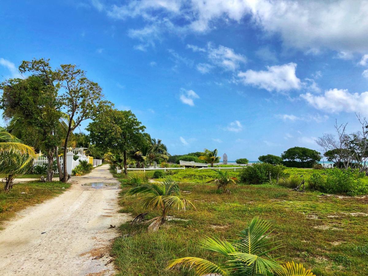 The Novelo Hotel Caye Caulker Kültér fotó