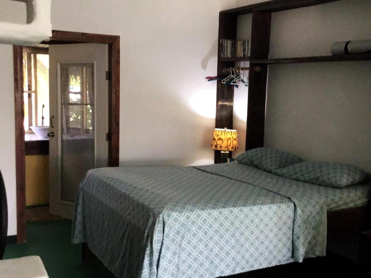 The Novelo Hotel Caye Caulker Kültér fotó